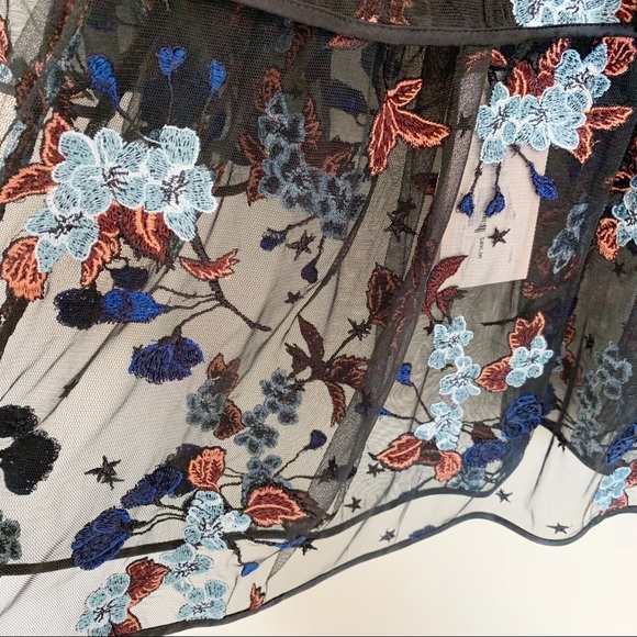 Cinq a Sept Korus Floral Ruffle Sheer Top XS - Picture 5 of 10